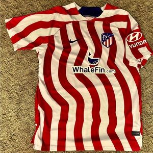 Athletico Madrid Antoine Griezmann Jersey - Size XL